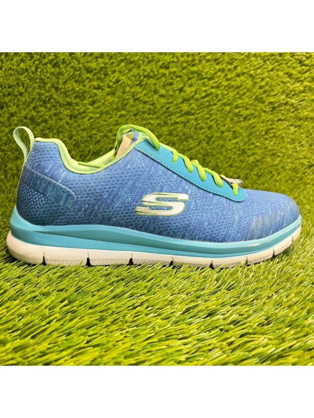 Skechers Healthcare Pro Comfort Flex Womens Size 8 Blue Slip Resistant Shoes